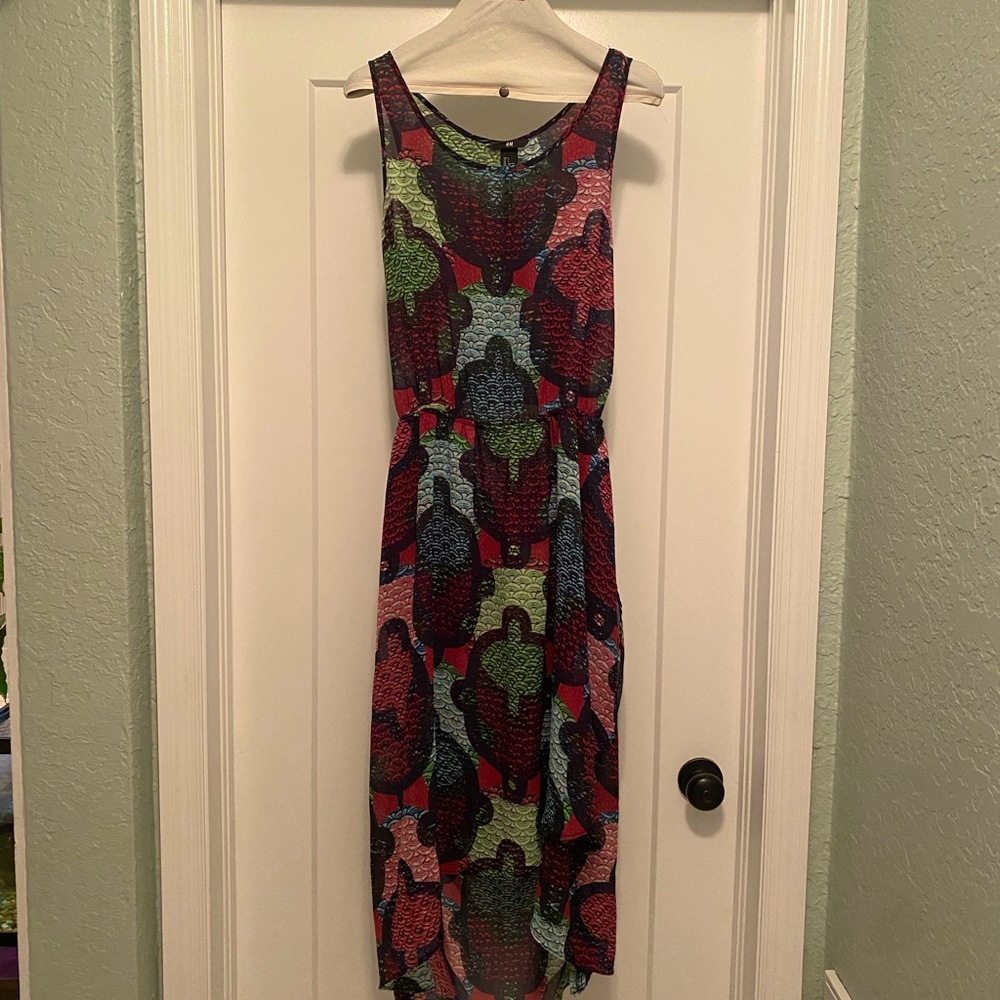 Maxi H&M dress with lots of detail and design|scoop, open back
